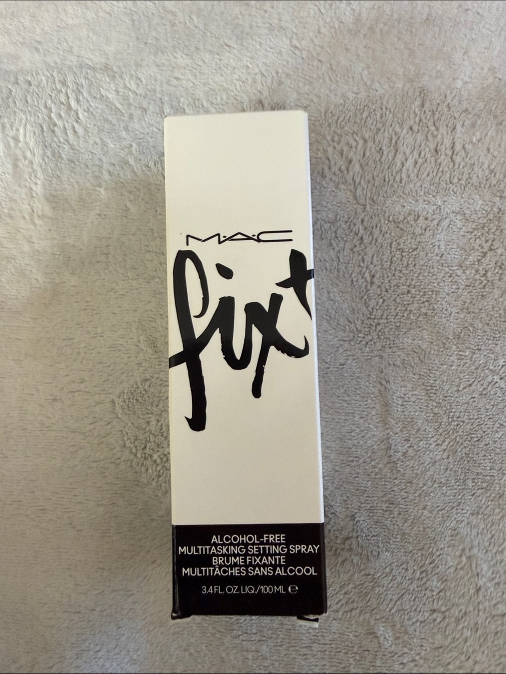 MAC Fix+ Alcohol-Free Multitasking Setting Spray